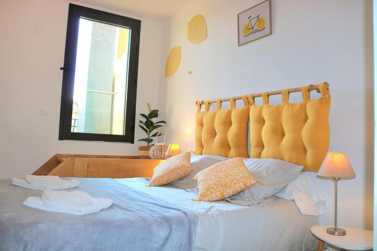 Bar Des Amis Hotel Villars  Bagian luar foto